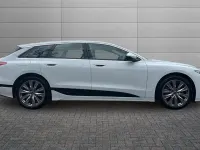 Nowe Audi A6 e-tron Sport 210 kW (286 KM) 2025 Biały Kombi