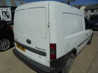 Second-hand Vauxhall Combo 75 CP (55 kW) 2010 Alb Monovolum