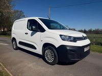 Used Citroën Berlingo 75 HP (55 kW) 2021 White MPV