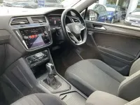 Gebraucht VW Tiguan Allspace Life 150 PS (110 kW) 2023 Schwarz SUV