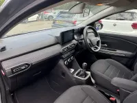 Used Dacia Jogger Extreme 110 HP (80 kW) 2023 Grey MPV