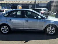 Used Ford Focus Ghia 145 HP (106 kW) 2006 Blue Sedan