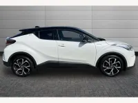 Used Toyota C-HR 122 HP (89 kW) 2017 White SUV