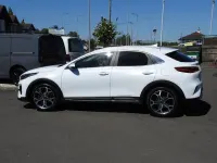 Usado Kia XCeed 118 HP (86 kW) 2021 Branco SUV
