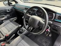 Used Citroën C3 PureTech 82 HP (60 kW) 2022 White Hatchback