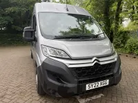 Begagnad Citroën Relay 2022 Grå Van