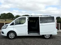 Used Ford Transit Custom Limited 130 HP (95 kW) 2019 White Van