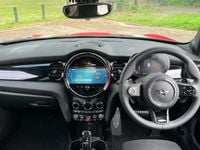 Used Mini Cooper S Hatch 176 HP (129 kW) 2024 Red Hatchback