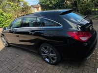 Usado Mercedes CLA220 177 HP (130 kW) 2017 Preto Sedan