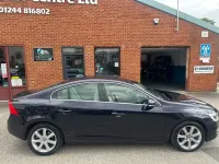 Usado Volvo S60 SE Lux 190 CV (139 kW) 2016 Azul Berlina