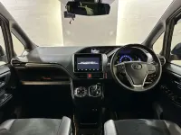 Usado Toyota Noah 2025 Negro Monovolumen
