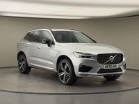 Usado Volvo XC60 R-Design Pro 235 HP (172 kW) 2020 Prateado SUV
