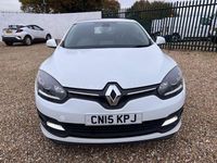 Used Renault Mégane Coupé Dynamique 110 HP (80 kW) 2015 White Coupe