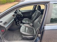 Second-hand Vauxhall Astra Elite 2008 Albastru Hatchback