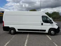 Begagnad Citroën Relay 140 HK (102 kW) 2020 Vit Van