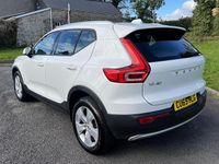 Used Volvo XC40 Momentum 148 HP (108 kW) 2019 White SUV