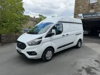 Used Ford Transit Custom Trend 105 HP (77 kW) 2022 White Van