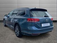Begagnad VW Passat R-line 150 HK (110 kW) 2018 Blå Kombi