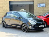 Second-hand Vauxhall Corsa Active 2012 Negru Hatchback
