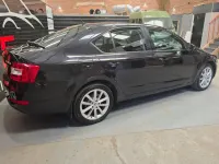 Used Skoda Octavia Elegance 105 HP (77 kW) 2015 Black Estate