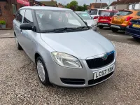 Used Skoda Fabia 60 HP (44 kW) 2008 Silver metallic Estate