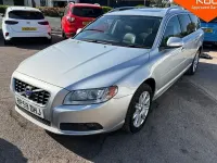 Used Volvo V70 SE Lux 205 HP (150 kW) 2009 Silver Estate