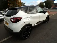 Używany Renault Captur Iconic 90 KM (66 kW) 2018 Biały SUV