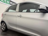 Used Kia Picanto 65 HP (47 kW) 2016 Silver Hatchback