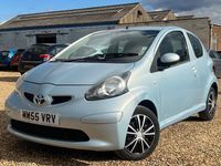 Used Toyota Aygo 67 HP (49 kW) 2005 Blue Hatchback