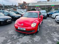 Usado VW Beetle Design 110 HP (80 kW) 2015 Vermelho Citadino