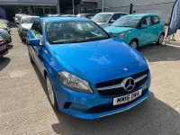 Begagnad Mercedes A200 Executive 2016 Blå Halvkombi