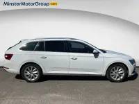 Used Skoda Superb SE Technology 218 HP (160 kW) 2022 White Estate