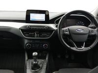 Used Ford Focus Zetec 125 HP (91 kW) 2019 Grey Hatchback