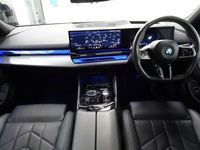 Used BMW i5 M Sport 11 kW (15 HP) 2024 White Estate