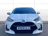 Used Toyota Yaris Hybrid Design 116 HP (85 kW) 2023 White Hatchback