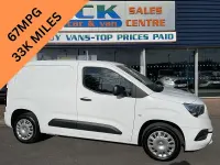Used Vauxhall Combo Sportive 100 HP (73 kW) 2019 White MPV