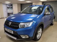 Gebraucht Dacia Sandero Stepway Ambiance 90 PS (66 kW) 2017 Blau Kleinwagen