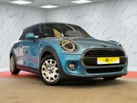 Usado Mini ONE Classic 102 CV (75 kW) 2019 Azul Utilitario