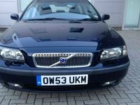 used Volvo V70 2.3