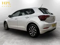 Usado VW Polo S 80 HP (58 kW) 2022 Prateado Citadino