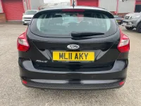Used Ford Focus Zetec 125 HP (91 kW) 2011 Black Hatchback