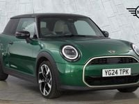 Usado Mini Cooper Hatch 154 HP (113 kW) 2024 Verde Citadino