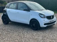 Used Smart ForFour Passion Premium 71 HP (52 kW) 2015 White Hatchback