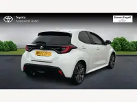 Used Toyota Yaris 116 HP (85 kW) 2022 White Hatchback