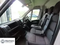 Usado Peugeot Boxer Premium 140 CV (102 kW) 2023 Blanco Van