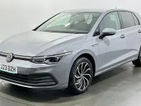 Używany VW Golf VIII Edition 131 KM (96 kW) 2023 Szary Hatchback