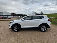 Used Hyundai Tucson 116 HP (85 kW) 2018 White SUV
