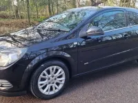 Usado Vauxhall Astra SRi 2010 Negro Utilitario