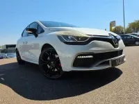 Used Renault Clio 200 HP (147 kW) 2014 White Hatchback