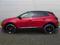 Used Vauxhall Grandland X 131 HP (96 kW) 2023 Red SUV